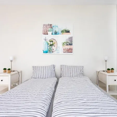Prime Homes Taoro Attic 아파트 *