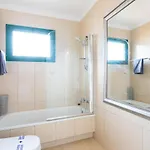 Prime Homes Taoro Attic 拉克鲁斯